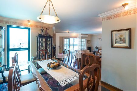 Sala de apartamento à venda com 3 quartos, 213m² em Vila Itapura, Campinas