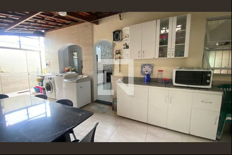 Cozinha de casa para alugar com 6 quartos, 220m² em Nova Cintra, Belo Horizonte