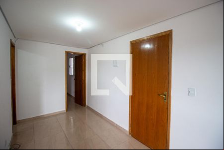 Sala  de apartamento para alugar com 1 quarto, 34m² em Vila Verde, São Paulo