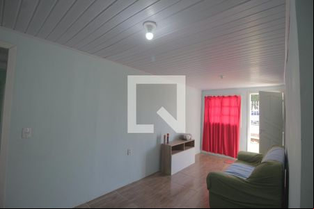 Sala de casa à venda com 3 quartos, 114m² em Guajuviras, Canoas