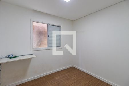 Quarto de casa para alugar com 3 quartos, 120m² em Jardim Santa Rita, Barueri