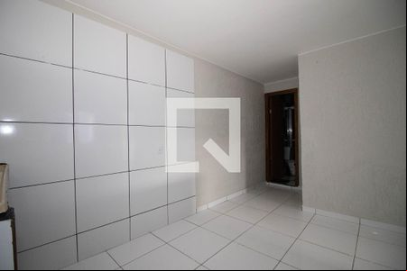 Cozinha de apartamento para alugar com 1 quarto, 43m² em Conjunto 20, Brasília