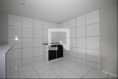 Cozinha de apartamento para alugar com 1 quarto, 43m² em Conjunto 20, Brasília
