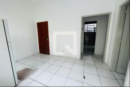 Sala de casa para alugar com 2 quartos, 84m² em Centro, Duque de Caxias