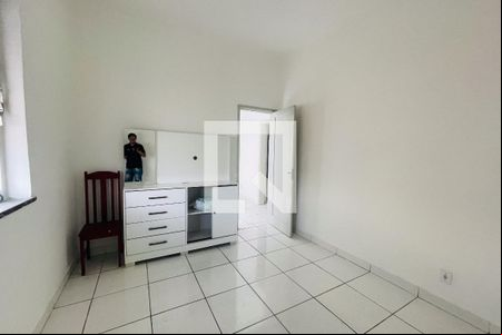 Quarto de casa para alugar com 2 quartos, 84m² em Centro, Duque de Caxias