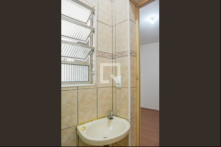 Banheiro de casa para alugar com 1 quarto, 45m² em Taboão, São Bernardo do Campo
