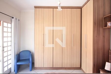 Quarto 1 de casa à venda com 4 quartos, 200m² em Mantiqueira, Belo Horizonte