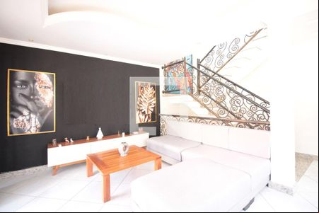 Sala de casa à venda com 4 quartos, 200m² em Mantiqueira, Belo Horizonte