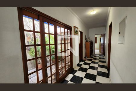Corredor de casa para alugar com 3 quartos, 299m² em Jardim Merci I, Jundiaí