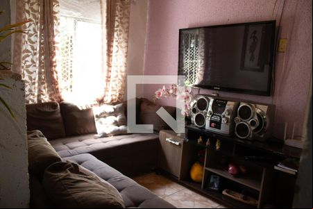 Sala - casa dos fundos de casa para alugar com 5 quartos, 360m² em Jardim Vitória, Belo Horizonte