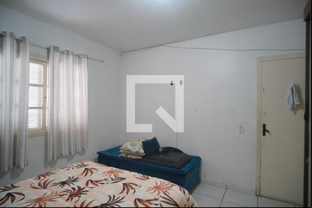 Quarto 1 de casa à venda com 6 quartos, 180m² em Feitoria, São Leopoldo
