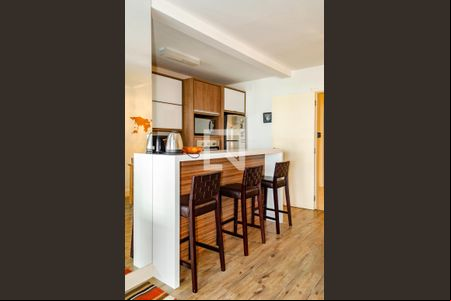 Sala de apartamento para alugar com 2 quartos, 86m² em Campeche, Florianópolis