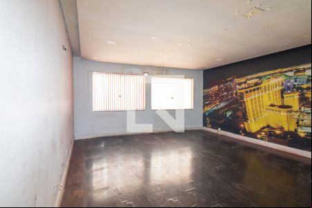 Sala de casa para alugar com 2 quartos, 350m² em Centro, Curitiba