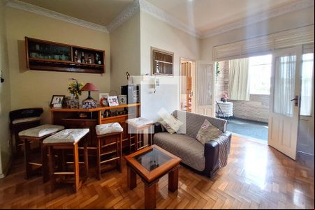 Sala de casa à venda com 4 quartos, 130m² em Engenhoca, Niterói