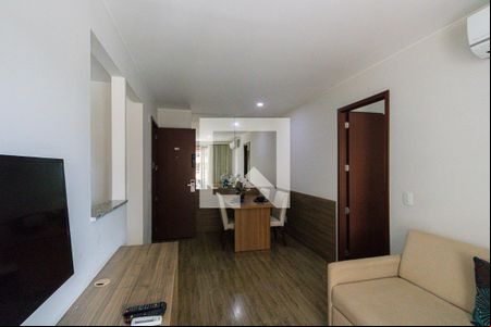 Sala de apartamento para alugar com 2 quartos, 70m² em Camorim, Rio de Janeiro