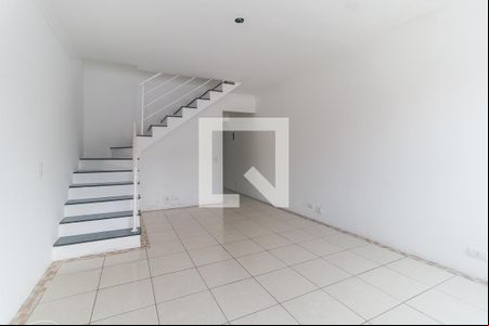 Sala de casa para alugar com 3 quartos, 122m² em Vila Suissa, Mogi das Cruzes