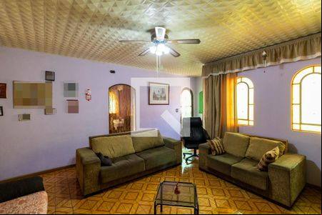 Sala de casa à venda com 3 quartos, 316m² em Vila Guilhermina, São Paulo