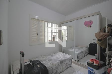 Quarto 2 de casa à venda com 3 quartos, 83m² em Mato Grande, Canoas