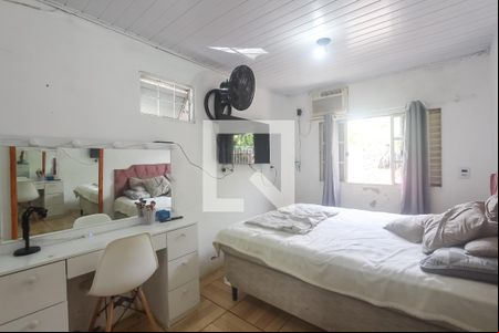 Quarto 1 de casa à venda com 3 quartos, 95m² em Humaitá, Porto Alegre