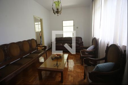 Sala de casa à venda com 4 quartos, 240m² em Padre Eustáquio, Belo Horizonte