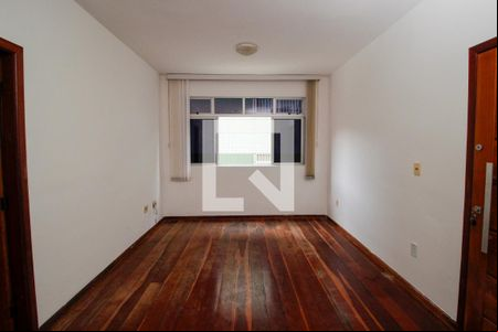 Sala de apartamento para alugar com 3 quartos, 100m² em Paraíso, Belo Horizonte