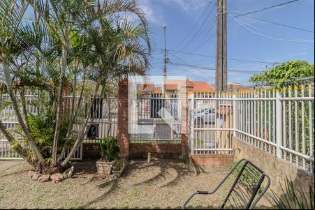 Sala/Cozinha-Vista de casa à venda com 2 quartos, 70m² em São José, Canoas