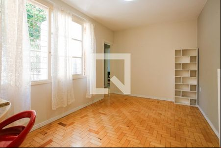 Sala de apartamento para alugar com 2 quartos, 64m² em Rio Branco, Porto Alegre