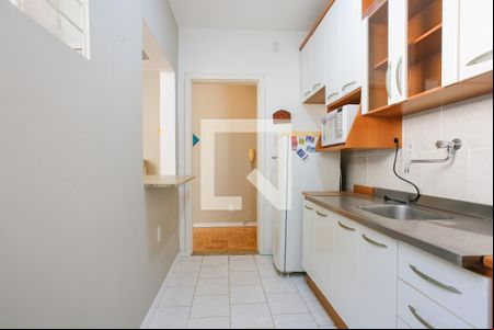 Cozinha de apartamento para alugar com 2 quartos, 64m² em Rio Branco, Porto Alegre