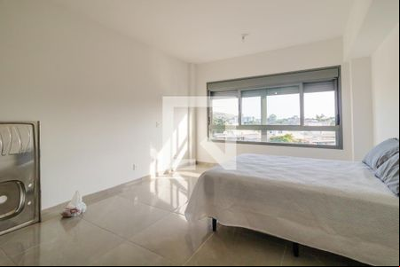 Sala/Quarto de kitnet/studio à venda com 1 quarto, 35m² em Teresópolis, Porto Alegre