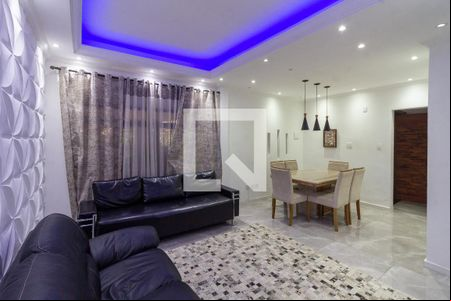 Sala de casa à venda com 5 quartos, 400m² em Bonfim, Osasco