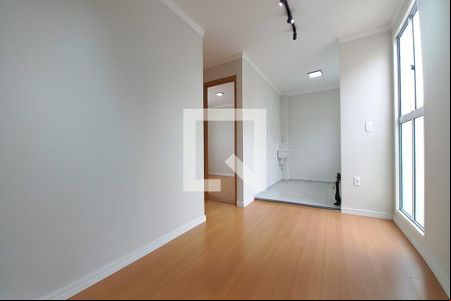 Sala de apartamento para alugar com 2 quartos, 40m² em Jardim Esmeraldina, Campinas