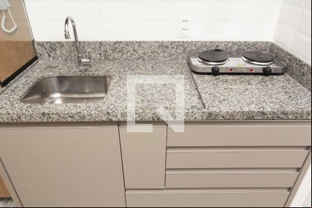 Sala/Cozinha de apartamento para alugar com 1 quarto, 32m² em Moema, São Paulo