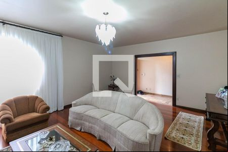 Sala de casa para alugar com 4 quartos, 400m² em Belvedere, Belo Horizonte