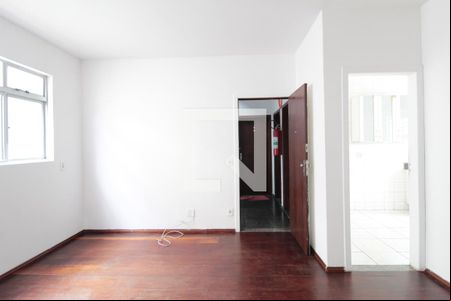 Sala de apartamento à venda com 3 quartos, 90m² em Santa Amelia, Belo Horizonte