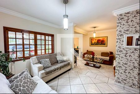 Sala de casa à venda com 3 quartos, 167m² em Conjunto Residencial Santa Terezinha, São Paulo