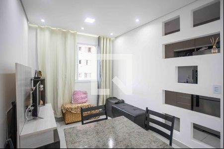 Sala de apartamento para alugar com 2 quartos, 45m² em Piraporinha, Diadema