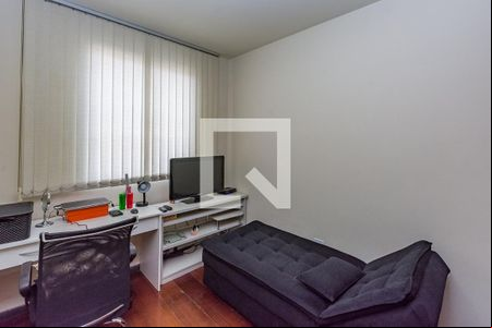 Quarto 2 de apartamento à venda com 3 quartos, 67m² em Carlos Prates, Belo Horizonte