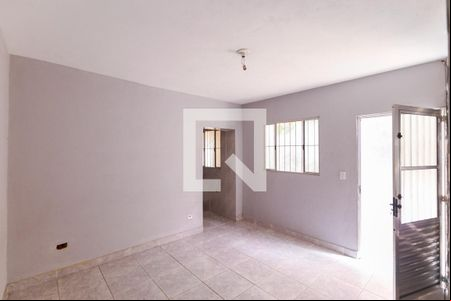 Sala de casa para alugar com 1 quarto, 55m² em Parque Pinheiros, Taboão da Serra