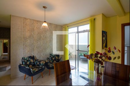 Sala de apartamento para alugar com 3 quartos, 70m² em Camargos, Belo Horizonte
