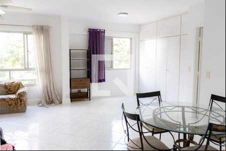 Sala de apartamento para alugar com 1 quarto, 72m² em Jardim Ester, São Paulo