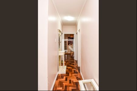 Corredor de apartamento à venda com 3 quartos, 58m² em Sarandi, Porto Alegre