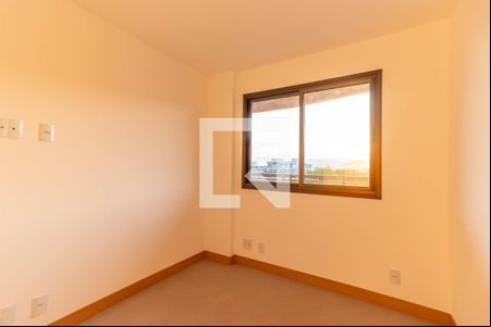 Quarto 1  de apartamento à venda com 2 quartos, 72m² em Piratininga, Niterói
