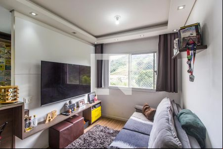 Sala de TV de apartamento à venda com 2 quartos, 51m² em Centro, Barueri