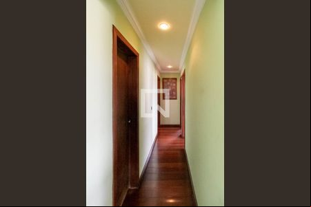 Corredor de casa à venda com 3 quartos, 180m² em Paquetá, Belo Horizonte