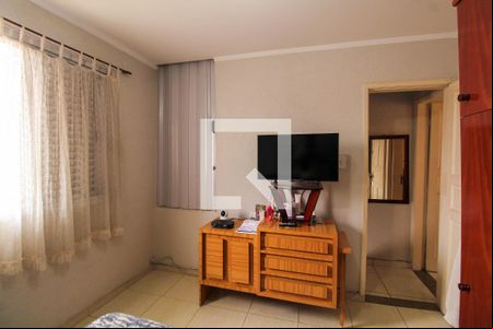 Quarto 1 de casa para alugar com 2 quartos, 66m² em Vila Regente Feijó, São Paulo