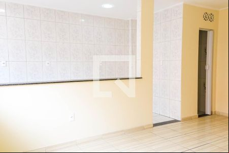 Sala 1º Pavimento de casa de condomínio para alugar com 2 quartos, 60m² em Piedade, Rio de Janeiro