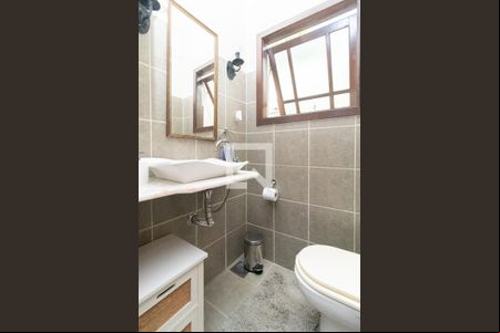 Lavabo de casa à venda com 5 quartos, 284m² em Teresópolis, Porto Alegre