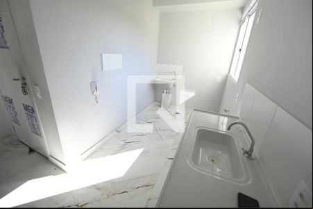 Sala/Cozinha de apartamento para alugar com 2 quartos, 42m² em Setor Grajaú, Goiânia