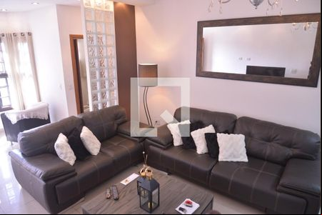 Sala de casa à venda com 3 quartos, 205m² em Vila Alpina, Santo André