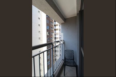 Varanda de kitnet/studio à venda com 1 quarto, 21m² em Indianópolis, São Paulo